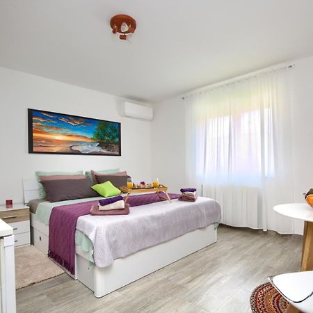 Kety Premantura Apartment Exterior foto